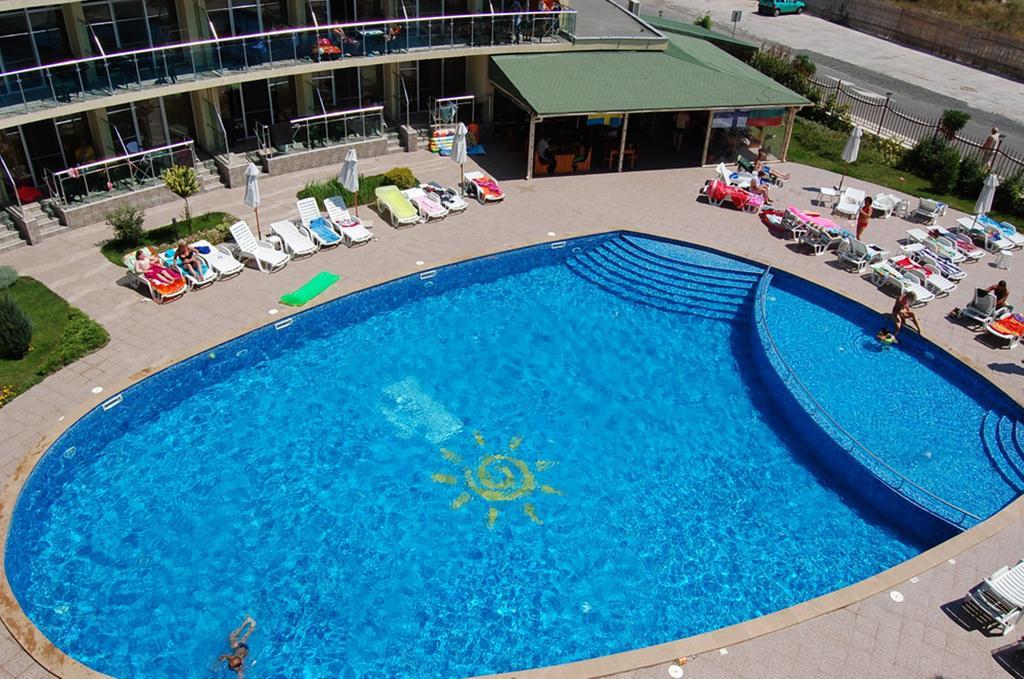 Julia Family - Menada Apartments Napospart Kültér fotó