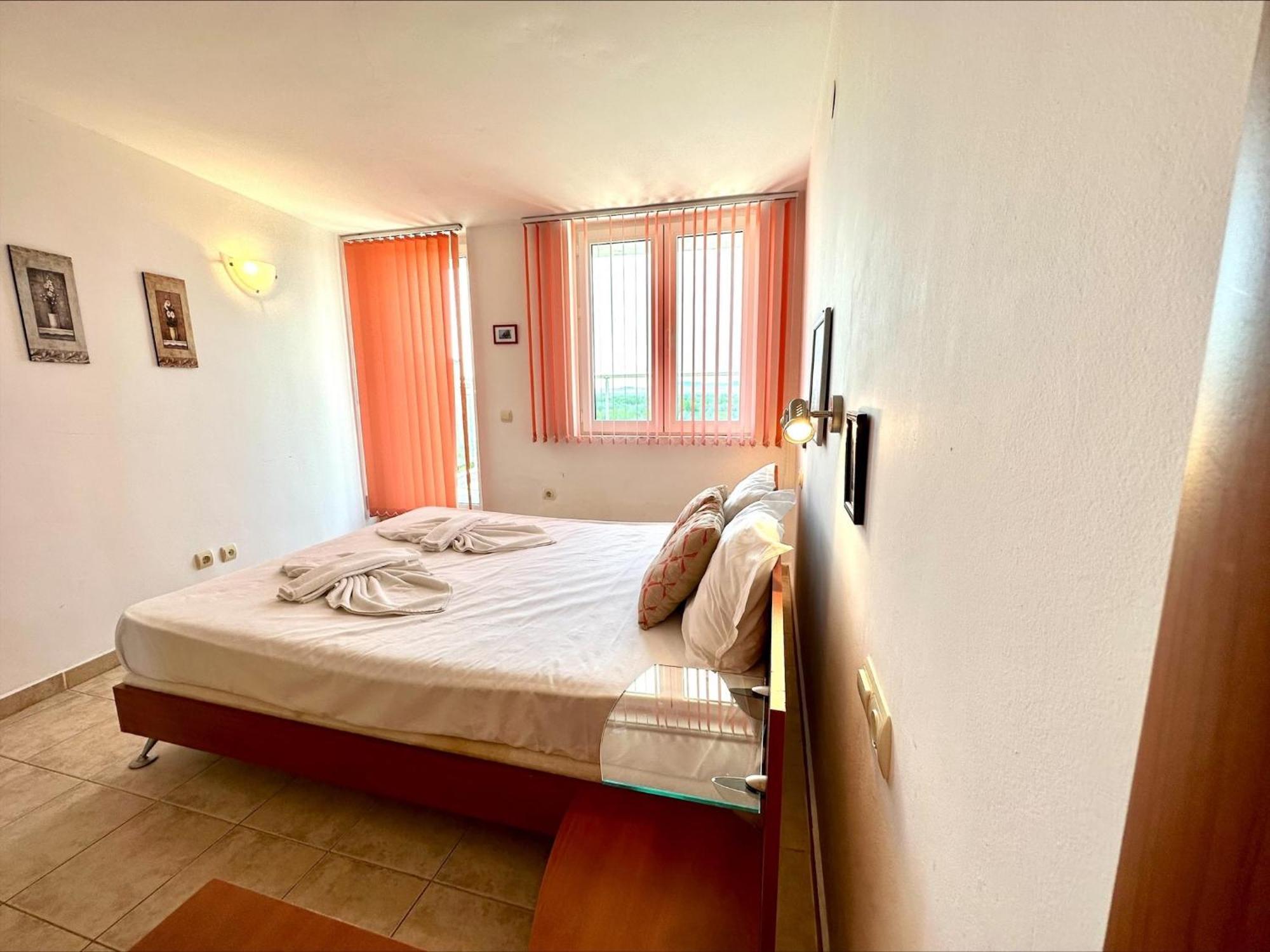 Julia Family - Menada Apartments Napospart Kültér fotó